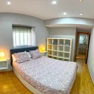 Plaza Viuda Apartment